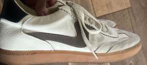 Dolce Vita Notice Sneaker White Grey Suede Gum Sole